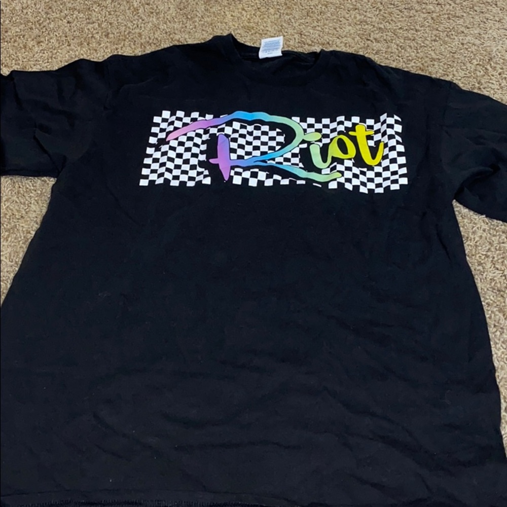Riot t-shirt